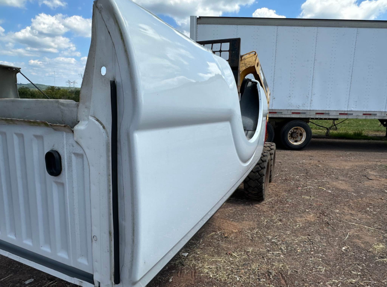 11-16 ford super duty 8ft bed - Image 4