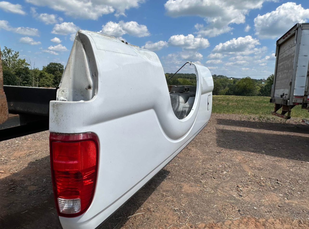 11-16 ford super duty 8ft bed - Image 6