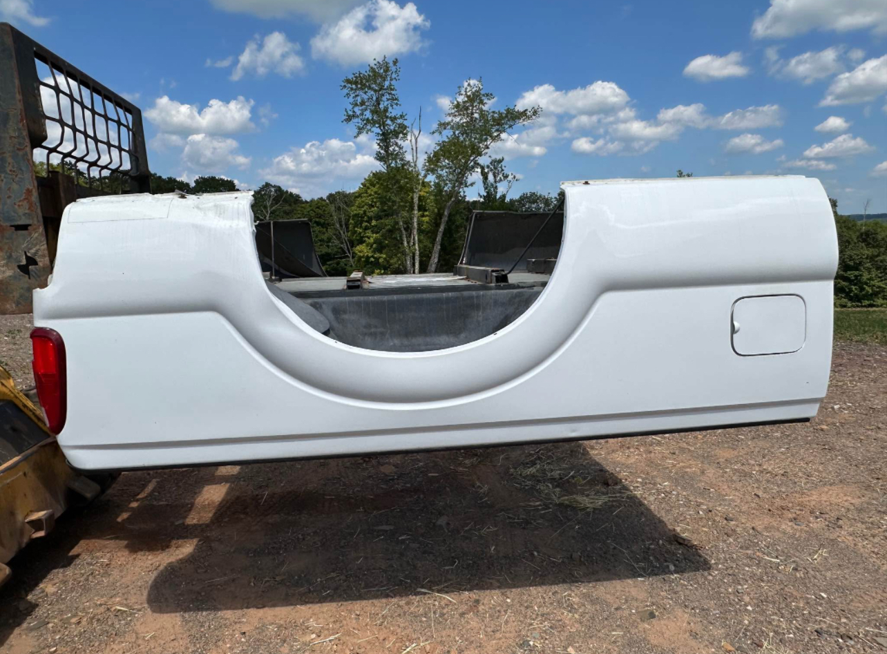 11-16 ford super duty 8ft bed - Image 7