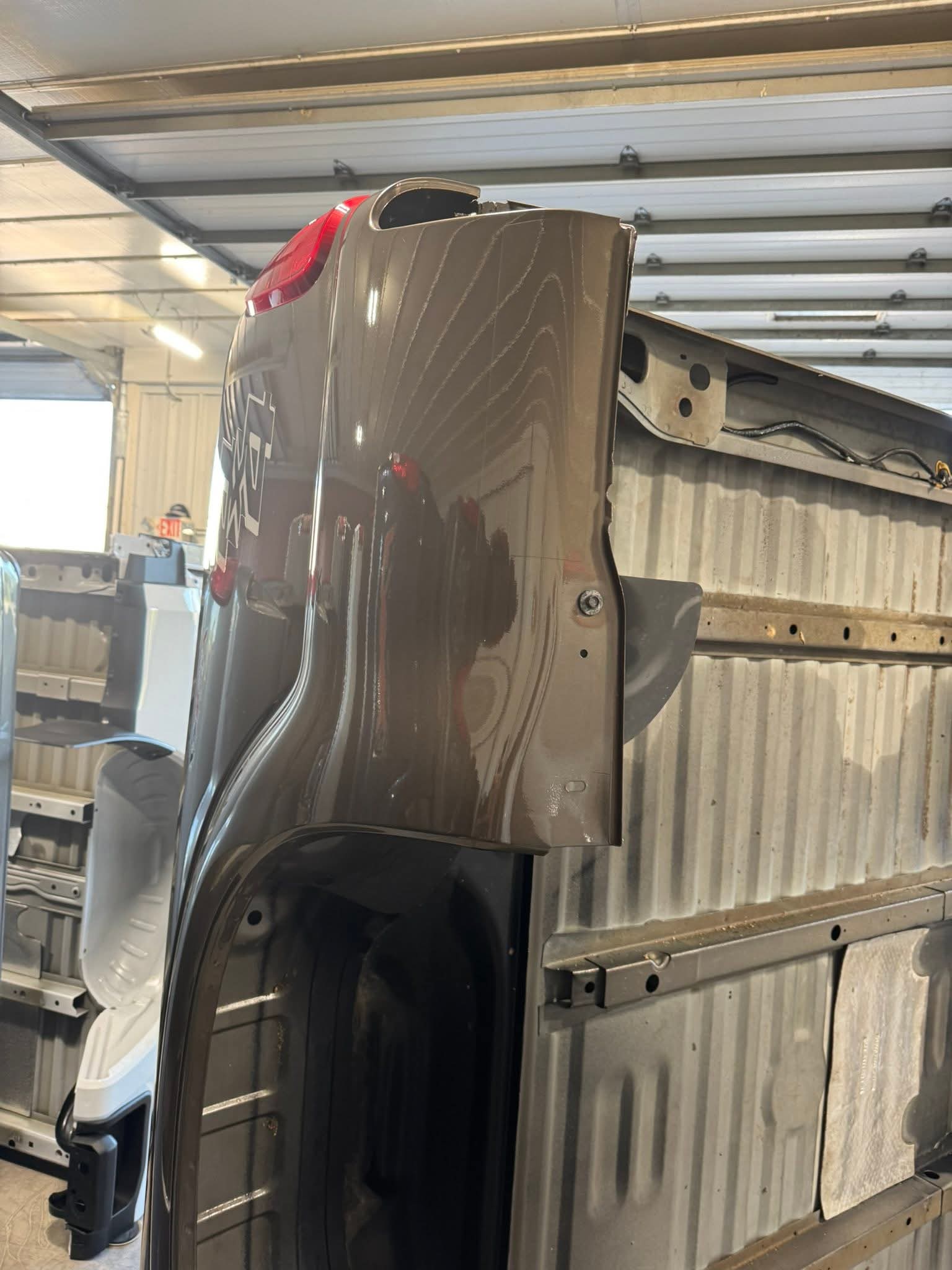 NEW TAKE OFF 8ft bed assembly single rear wheel - Image 17