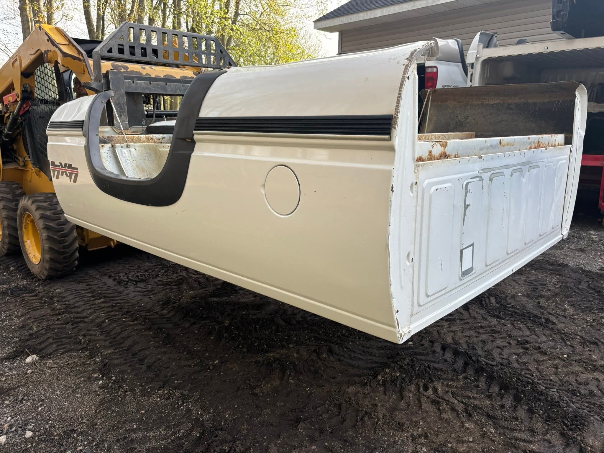 1988-1998 GM long bed and tailgate - Image 4