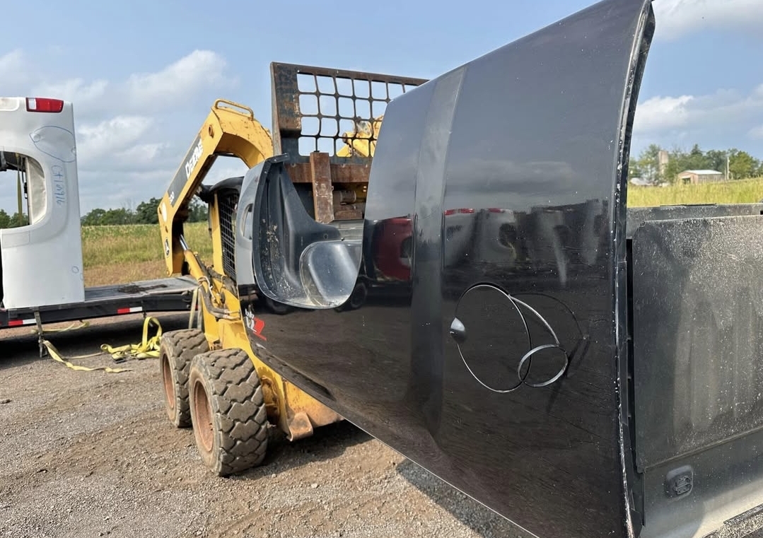 Rust free 07-13 Chevy Silverado 6.5ft bed. - Image 6