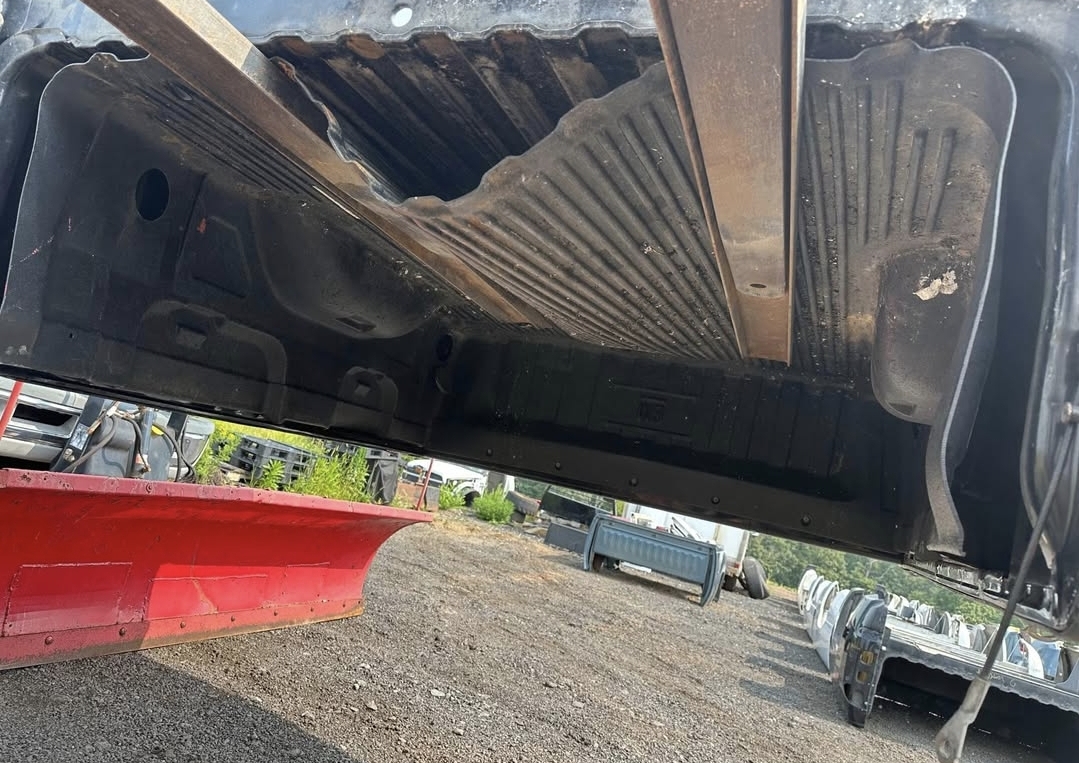 Rust free 07-13 Chevy Silverado 5.9ft be - Image 5