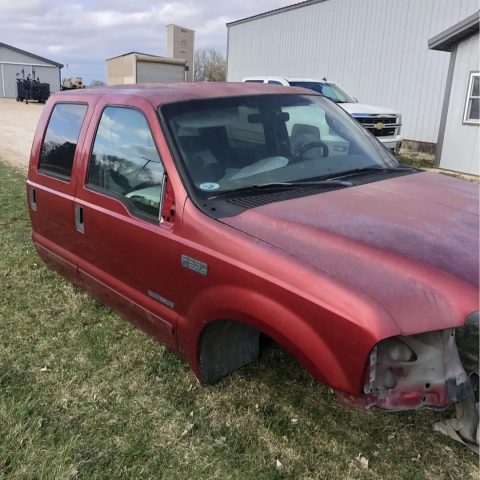 99-07 ford super duty crew cab rust free cab