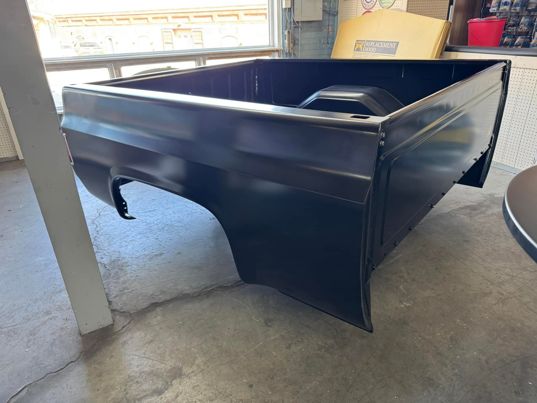 1981–1987 Chevy Squarebody Short Bed Fleetside Complete Kit - 6.5ft OEM-Style Bed - Image 4