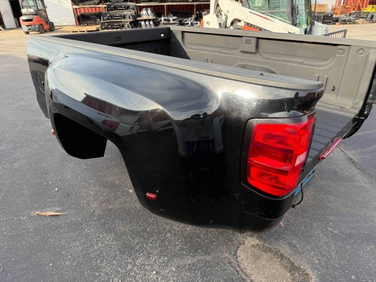 2014–2018 GMC Sierra 3500HD Denali 8-Foot Dually Bed - OEM Black DRW Long Bed - Image 5