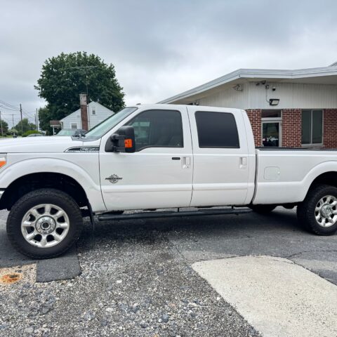 11-16 Superduty 8’ bed pearl white code UG #1092 - product photo 1