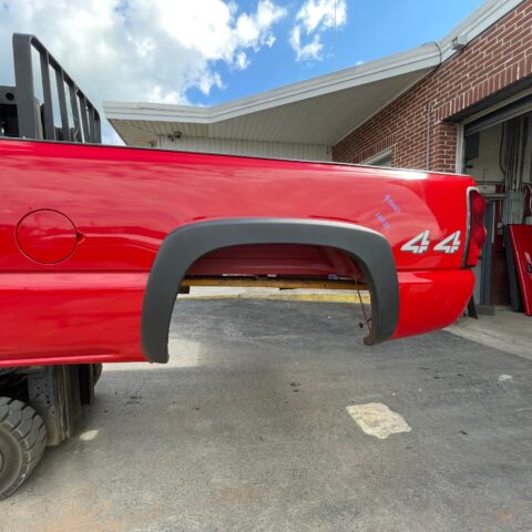 1999-2006 GM 6’6” Bed #102128 - product photo 1