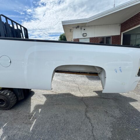 07.5-14 Chevy 8’ Bed #12709 - product photo 1