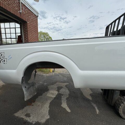 2011-2016 Superduty 8’ bed Oxford white #125101 - product photo 1
