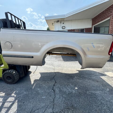 99-10 Superduty 8’ Bed #12721 - product photo 1