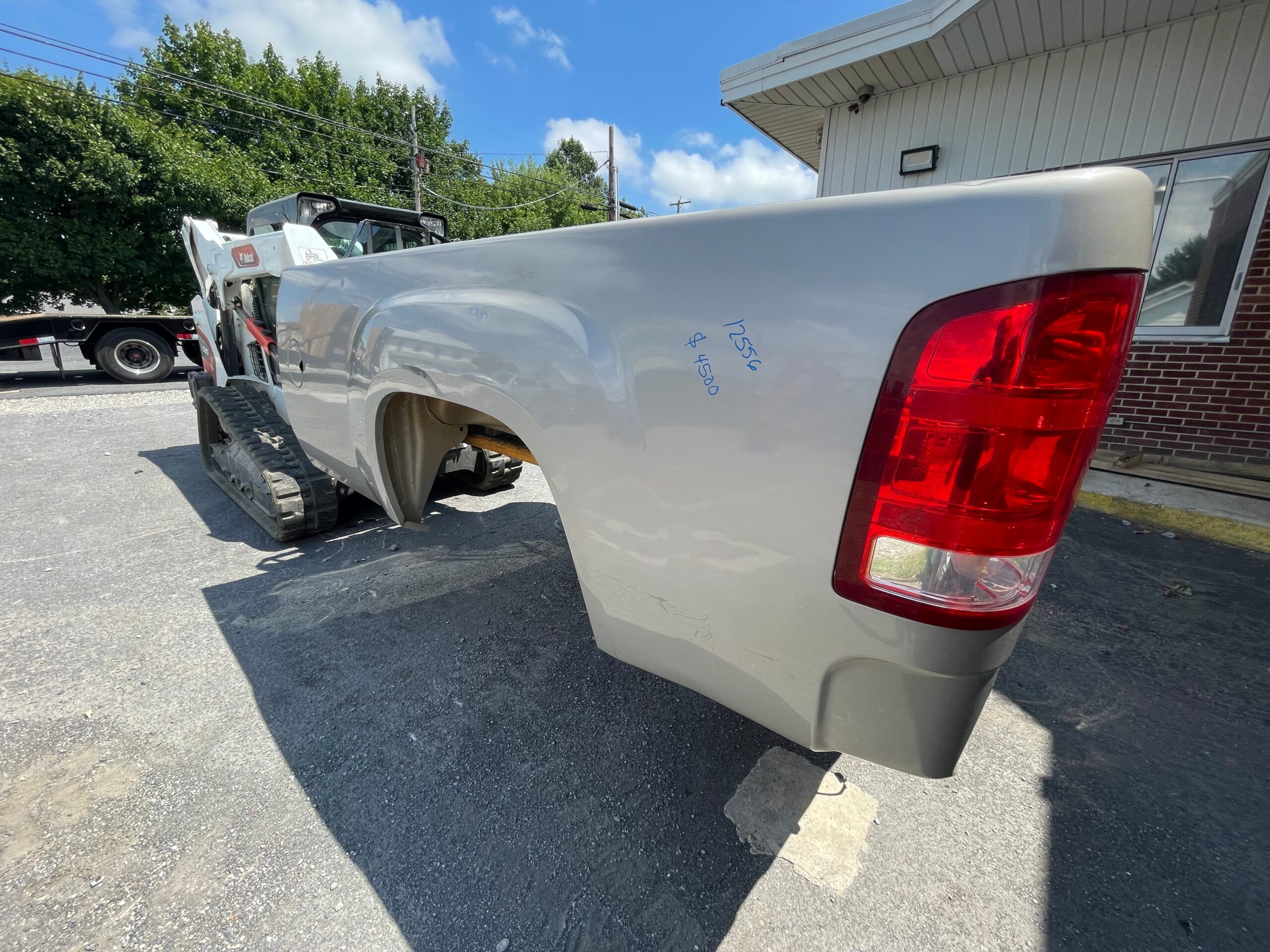 2007-2014 GMC sierra 8’ bed #12556 - product photo 10