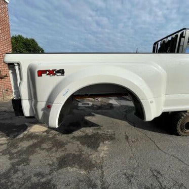 2017-2022 F350 450 DRW 8' bed Pearl White code - product photo 1